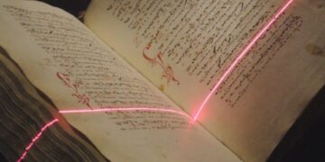 Warisan Digital Athos: aspek mendasar lain dari proyek digitalisasi adalah pemindaian buku-buku kuno