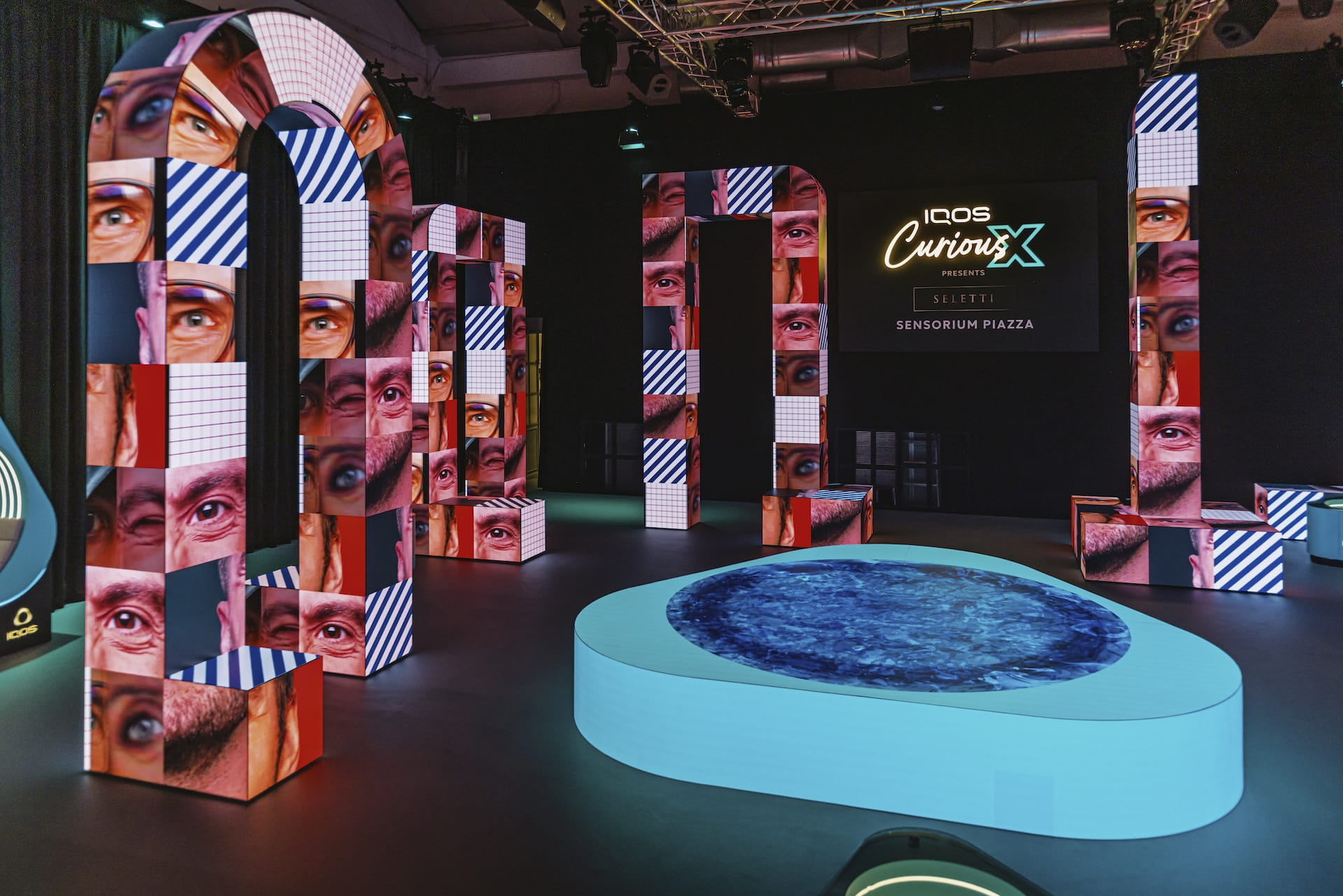 Milan Design Week: IQOS dan Seletti ciptakan kembali alun-alun khas Italia